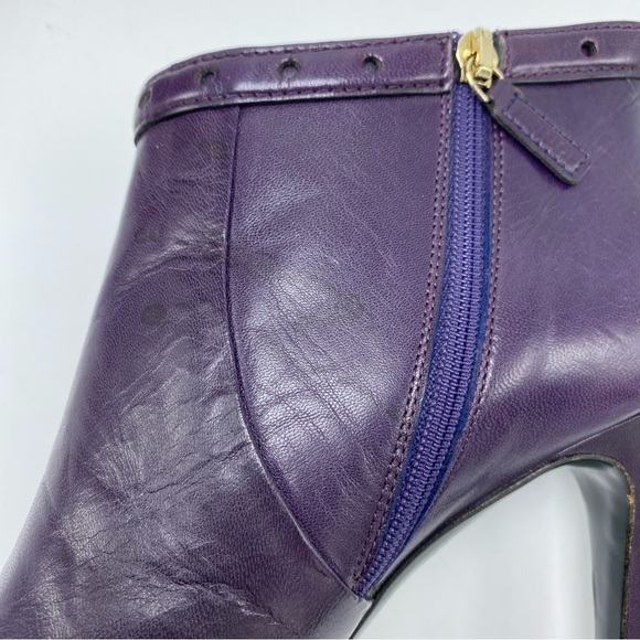 Gucci size 8 / 38 Purple Ankle Booties with Gold Hardware - Picture 11 of 11